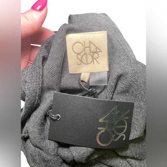 Chaser Gray Ribbed V-Neck Tank Top Size Large NWT - Picture 5 of 5